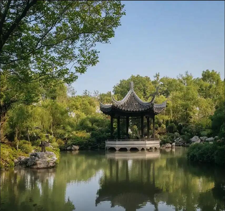 伊川县冷漠餐饮有限公司